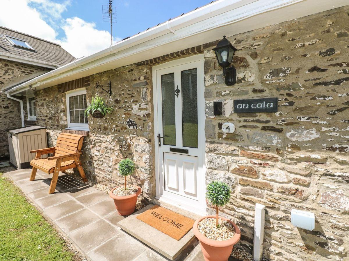 4 Honeyborough Farm Cottages Милфорд-Хейвен Экстерьер фото